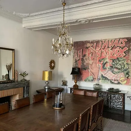 Character House With Pool And Jacuzzi