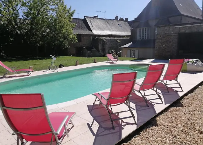 Character House With Pool And Jacuzzi 別荘 *