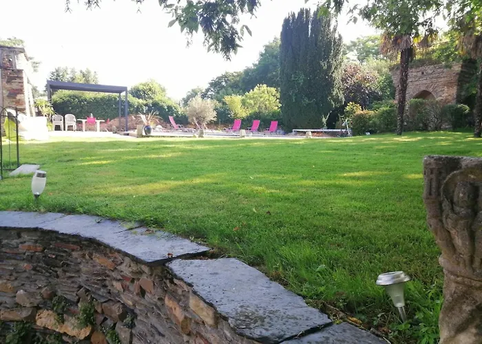 Character House With Pool And Jacuzzi Pouancé