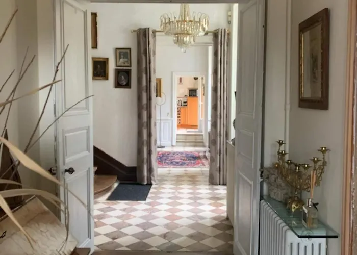 Character House With Pool And Jacuzzi 別荘 Pouancé